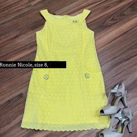 Yellow Eyelet Dress Size 8 - Picture 1 of 2